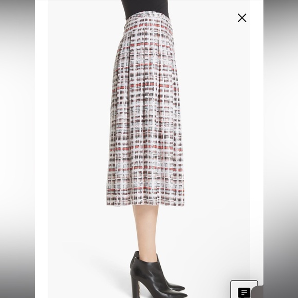Burberry Farnborough Pleated Check Silk Midi Skirt - Picture 4 of 10